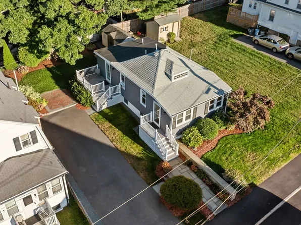 46 Gannett Rd, Quincy, MA 02169