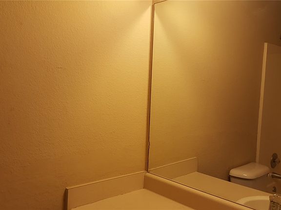 5th image of 2300 SW Pawnee St