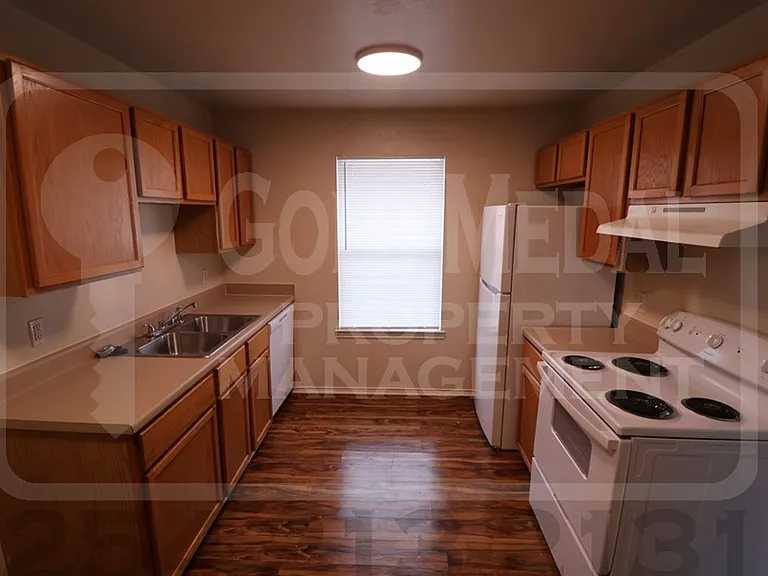 1101 Horizon Dr — Photo 14