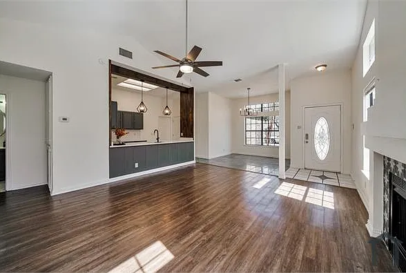 6818 Flaming Ridge Dr — Photo 10