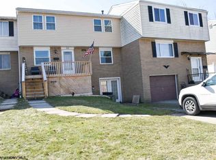 305 Jefferson Ave, Masontown, PA