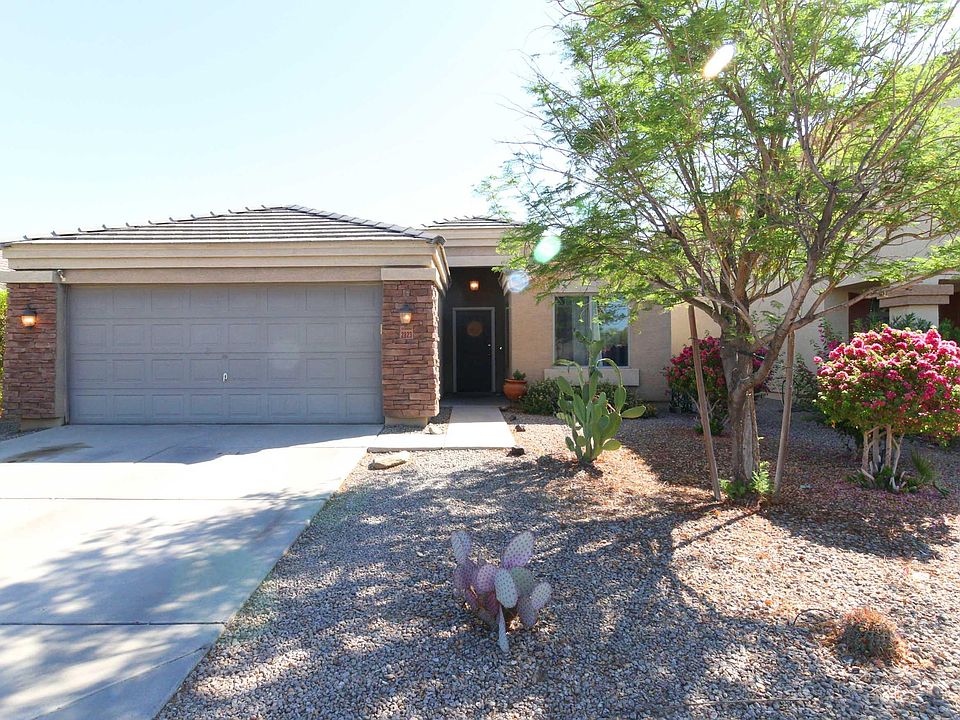 1st image of 2823 S 83rd Dr