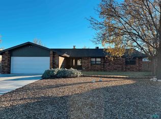 2013 Colonial Pkwy, Clovis, NM 88101