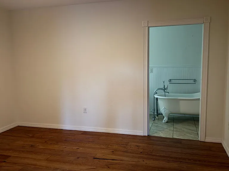 7531 SE 147th Pl #1 — Photo 7