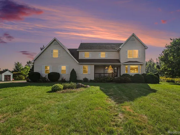 2120 Duffield Rd, Flushing, MI 48433