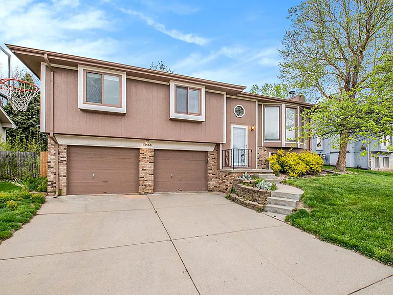13568 Margo St — Photo 14