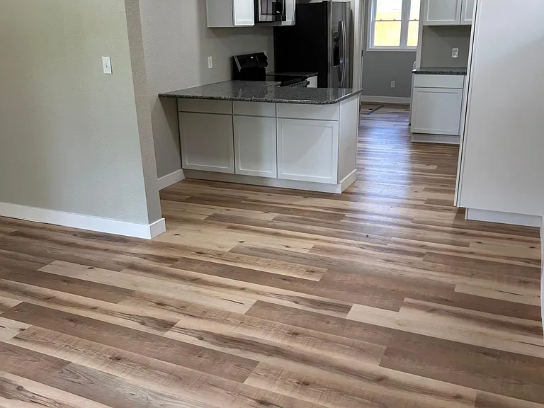 2317 S Topeka Ave — Photo 8