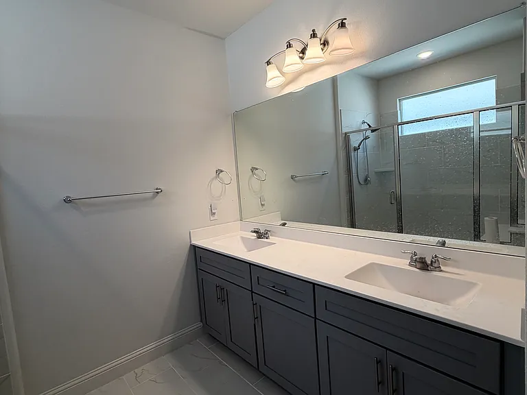 5418 Grand Ave — Photo 10