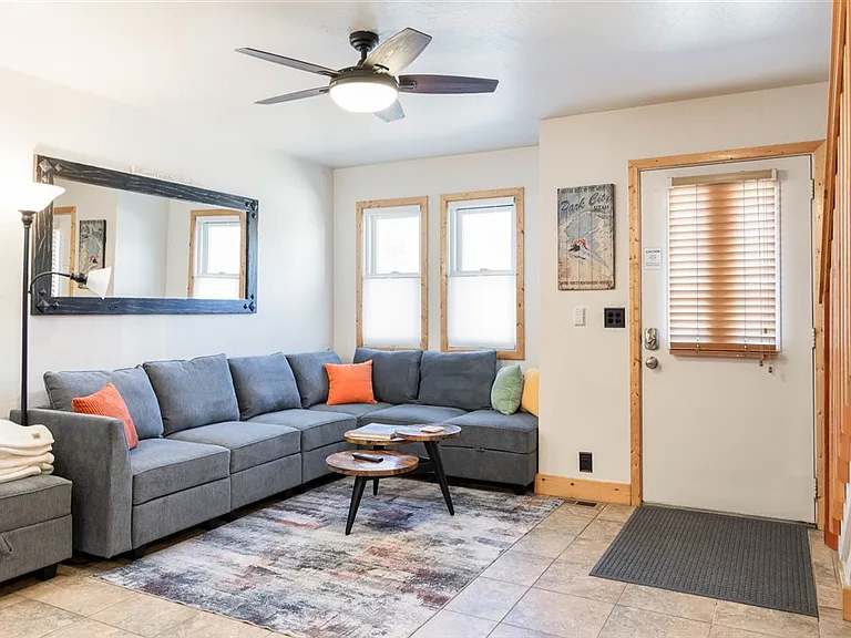 1384 Park Ave #215 — Photo 4