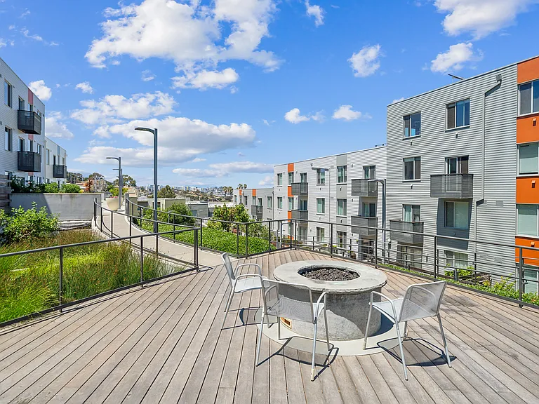 50 Jerrold Ave #305 — Photo 40