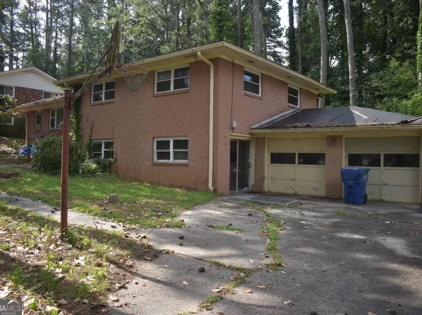 3798 King Henry Rd SW, Atlanta, GA 30331