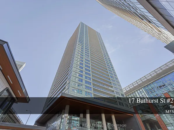 17 Bathurst St #2707, Toronto, ON M5V 0N1