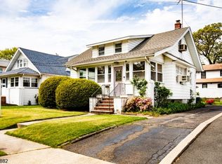 26 Taylor Ave, Hawthorne, NJ 07506