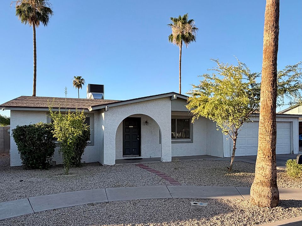 1st image of 2438 W JACINTO Avenue