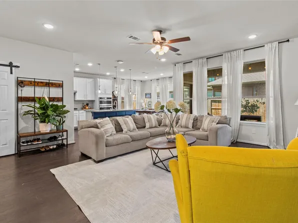 4012 Delta Rose St, Houston, TX 77018