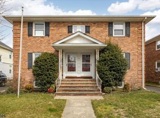13 Meeker Pl, Millburn, NJ 07041