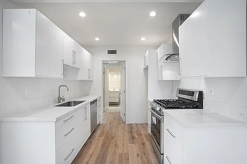 810 Norton Ave #8 Photo 1