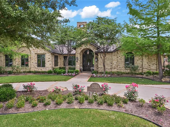 3203 Elm Creek Ct, Bryan, TX 77807