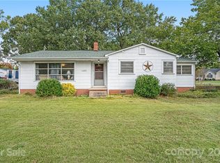 1605 Moose Rd, Kannapolis, NC 28083