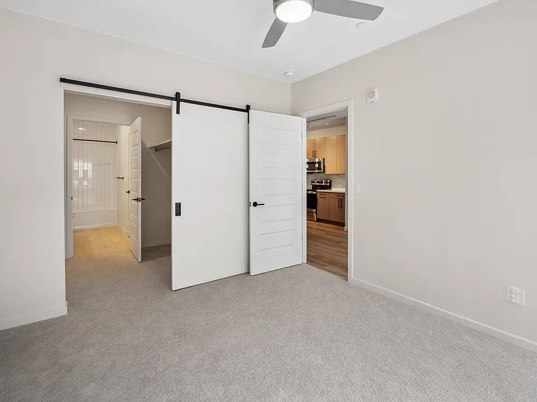 BroadwayPark_interior_bedroom (1)