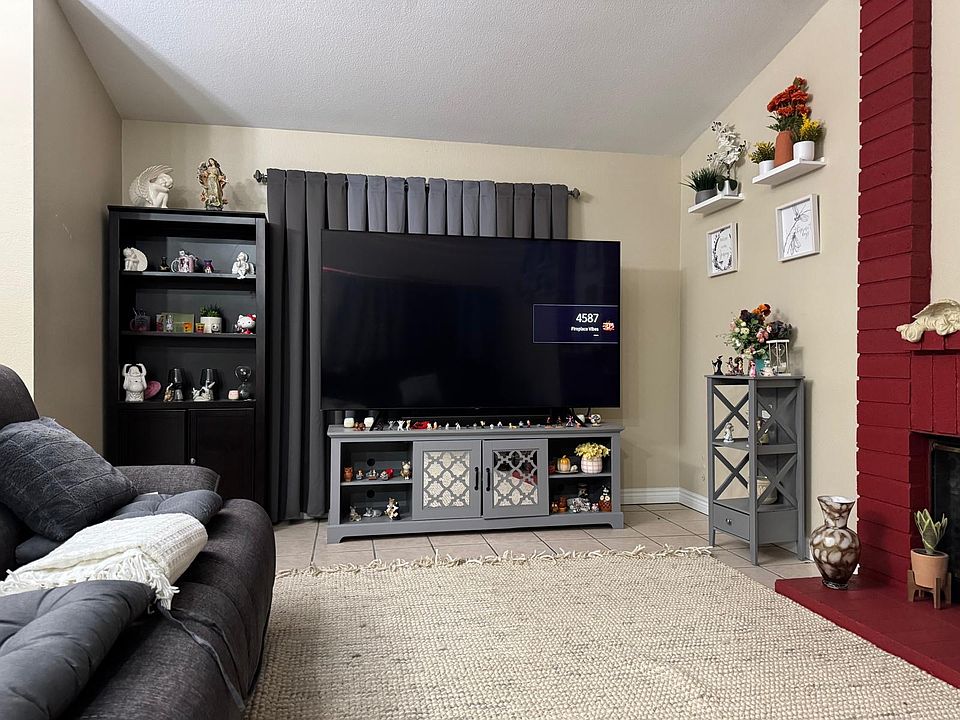 1st image of 5820 Sandpiper Pl