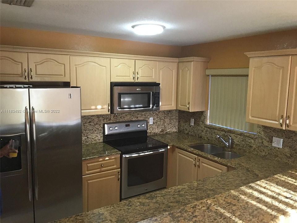 1st image of 20165 NW 38th Ct