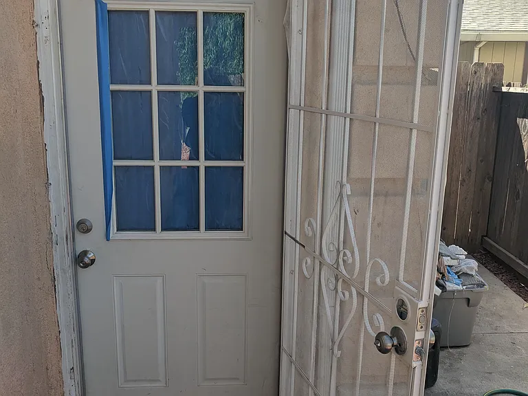 4521 Greensboro Way — Photo 5