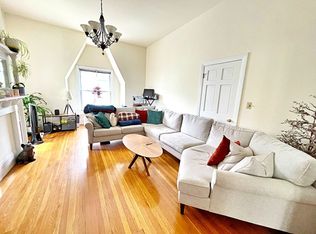 93 Lexington St #2, Boston, MA 02128