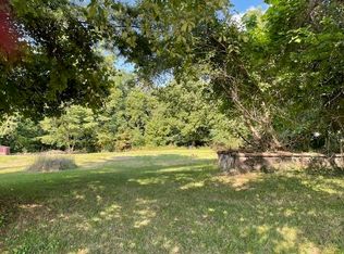 Beller St, Narrows, VA 24124