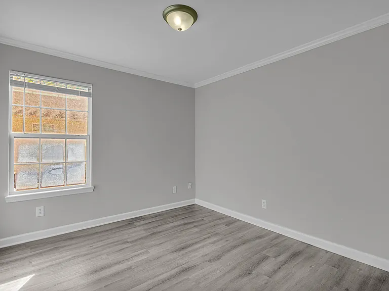 1040 Thomasville Estates Way SE — Photo 28