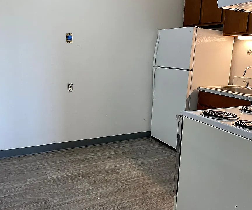 1st image of 4779 NW 62nd Ave #1