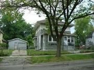 222 S Park Ave, Waukegan, IL 60085