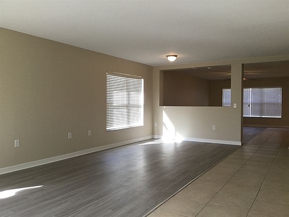 4th image of 243 Black Springs Ln