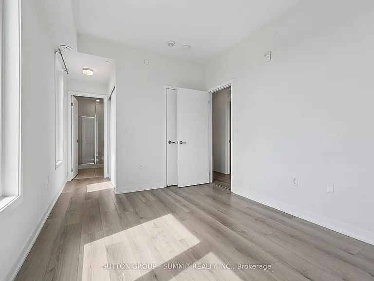 3556 Colonial Dr #16 — Photo 26