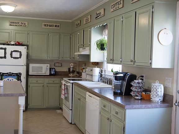4th image of 207 Perrymont Ave