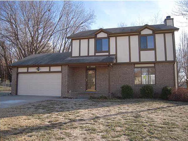 1st image of 309 Woodridge Ct