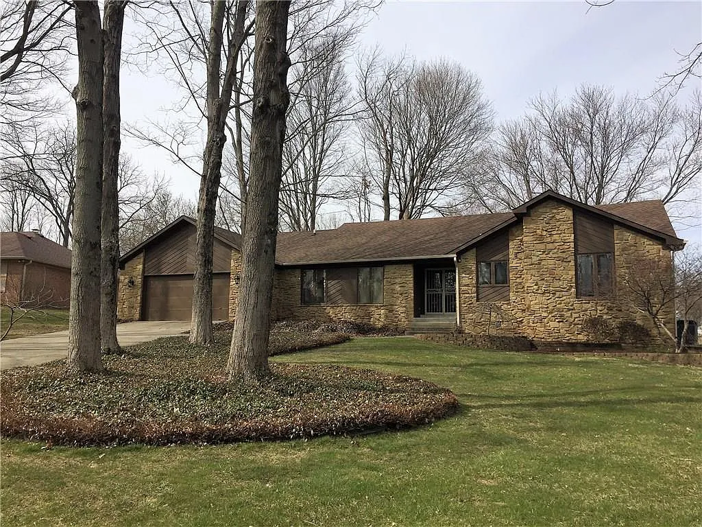 6562 English Dr photo 1