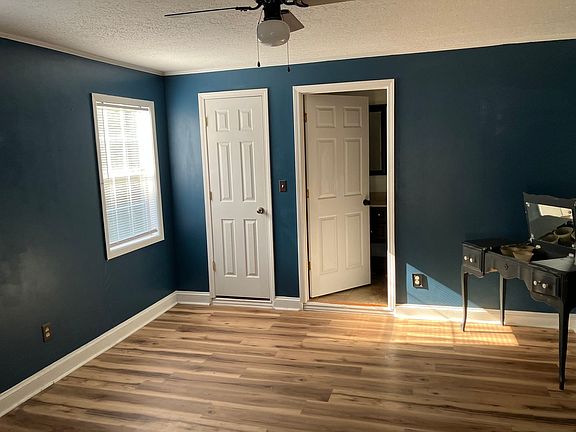 5th image of 1209 Lee St