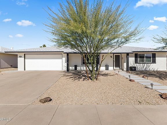 2nd image of 10132 W OAK RIDGE Drive