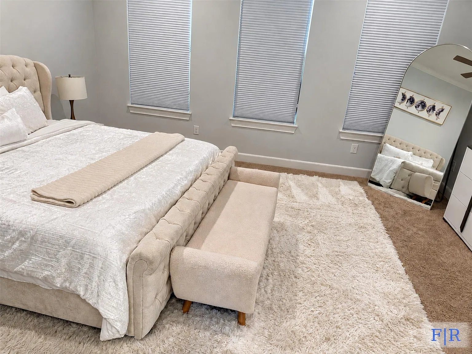 3 bed, 3.5 bath, 2058 sqft, $3,600 — Photo 4