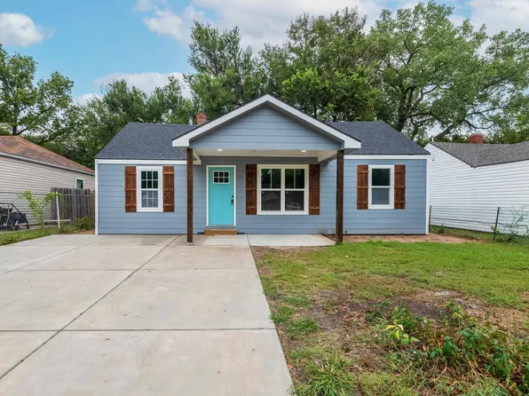 1542 N Volutsia Ave, Wichita, KS 67214