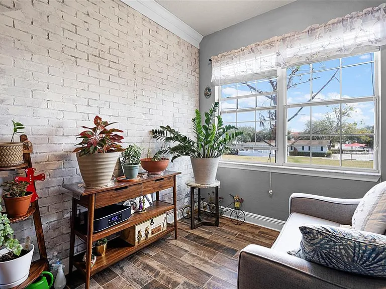 430 Southern Pecan Cir #207 — Photo 9