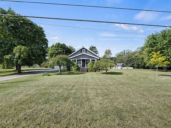 2nd image of 5401 Fremont Pike