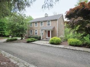 23 New St, Ridgefield, CT 06877