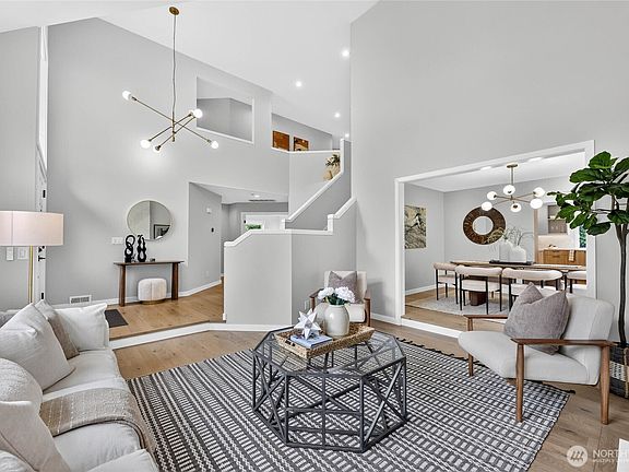 4th image of 22711 SE 27th Street