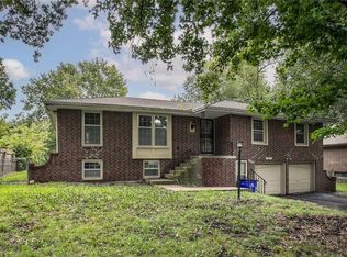 12837 Sycamore Ave, Grandview, MO 64030