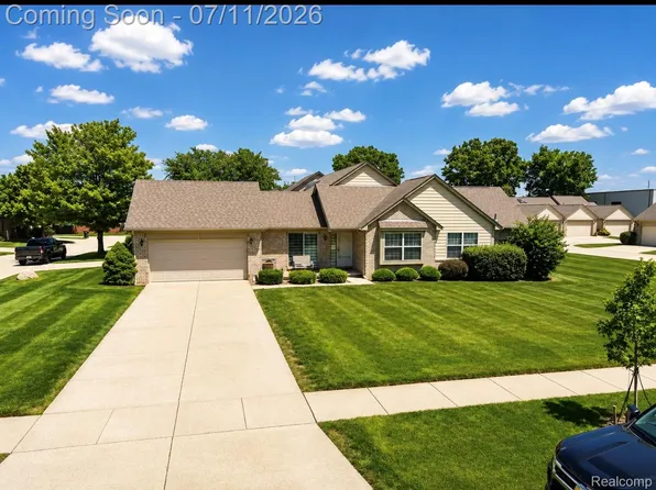 37750 Chase Run Dr #24, Sterling Heights, MI 48310