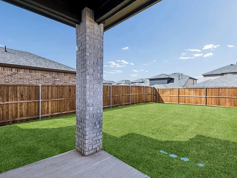 1013 Portina Dr — Photo 20