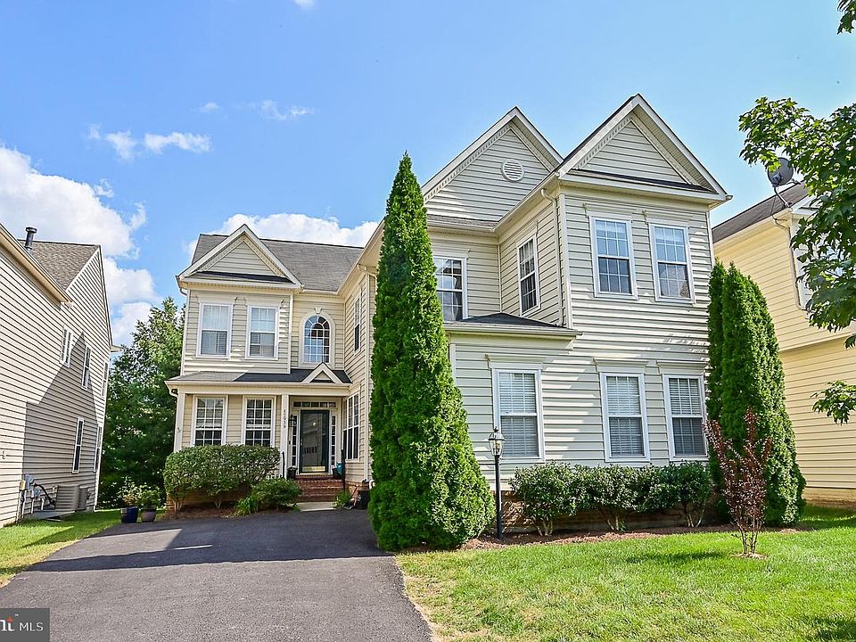 1st image of 42939 Park Brooke Ct