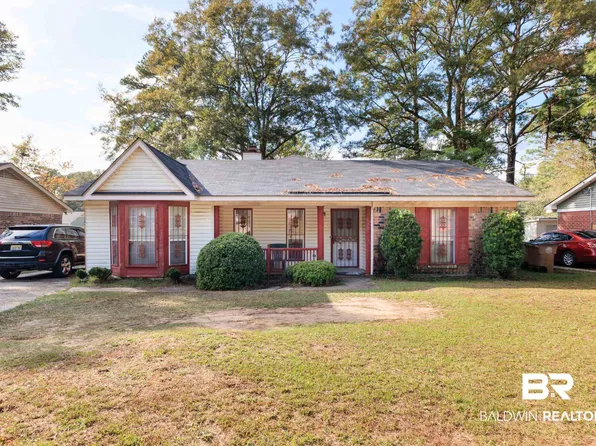 1861 Summer Place Dr E, Mobile, AL 36618